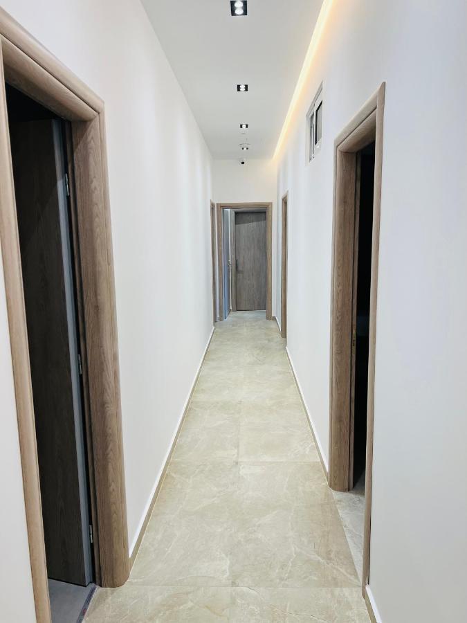 Central Boutique Hostel Саранда Екстер'єр фото